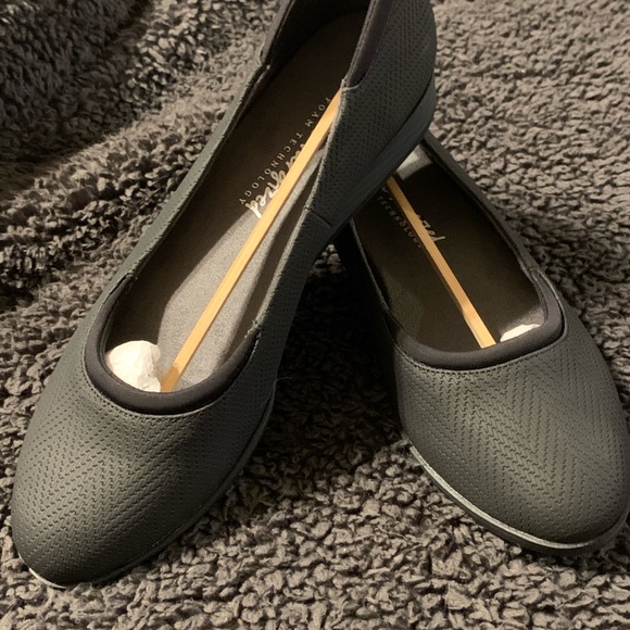 DR. SCHOLL'S Ballet Wedge Flat Black Size 10 9 - Picture 2 of 9